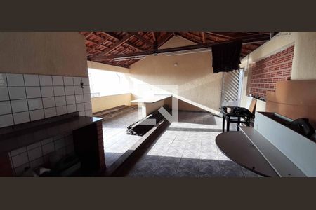 Casa à venda com 284m², 6 quartos e 3 vagas Casa à venda com 284m², 6 quartos e 3 vagasÁrea comum