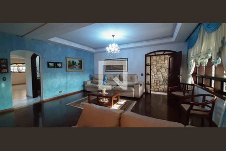 Sala de casa à venda com 6 quartos, 284m² em Pestana, Osasco