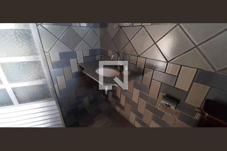 Casa à venda com 284m², 6 quartos e 3 vagas Casa à venda com 284m², 6 quartos e 3 vagasBanheiro da Churrasqueira