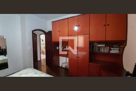 Casa à venda com 284m², 6 quartos e 3 vagas Casa à venda com 284m², 6 quartos e 3 vagasQuarto 3