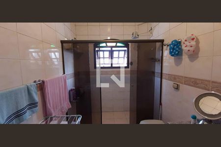 Casa à venda com 284m², 6 quartos e 3 vagas Casa à venda com 284m², 6 quartos e 3 vagasBanheiro Social de Cima