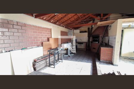 Casa à venda com 284m², 6 quartos e 3 vagas Casa à venda com 284m², 6 quartos e 3 vagasÁrea de Serviço