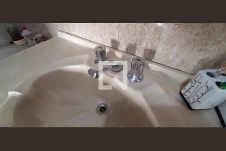 Casa à venda com 284m², 6 quartos e 3 vagas Casa à venda com 284m², 6 quartos e 3 vagasBanheiro da Suíte