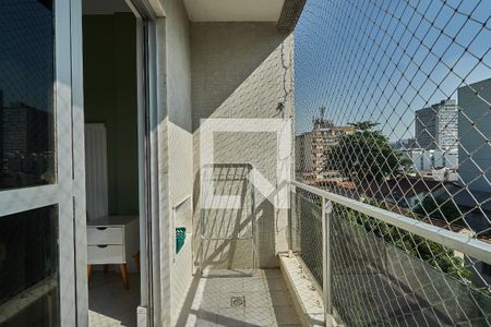 Apartamento à venda com 71m², 2 quartos e 1 vaga Apartamento à venda com 71m², 2 quartos e 1 vagaQuarto 2 Varanda