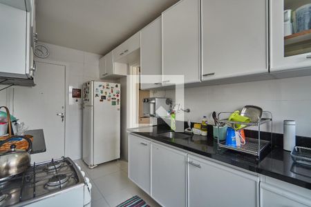 Apartamento à venda com 71m², 2 quartos e 1 vaga Apartamento à venda com 71m², 2 quartos e 1 vagaCozinha