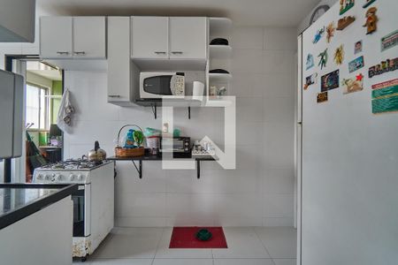 Apartamento à venda com 71m², 2 quartos e 1 vaga Apartamento à venda com 71m², 2 quartos e 1 vagaCozinha