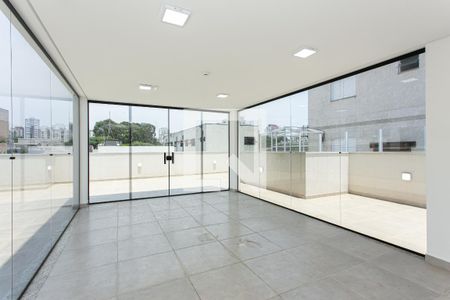 Apartamento para alugar com 41m², 2 quartos e sem vagaÁrea comum - Salão de festas