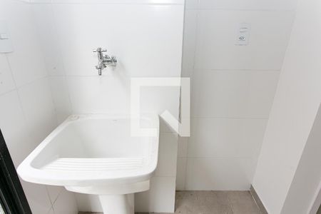 Apartamento para alugar com 41m², 2 quartos e sem vaga Apartamento para alugar com 41m², 2 quartos e sem vagaÁrea de Serviço - Tanque