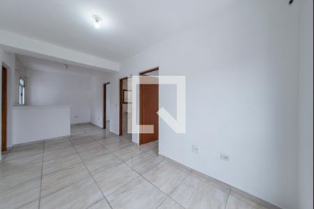 Sala de apartamento para alugar com 2 quartos, 45m² em Colônia, Ribeirão Pires