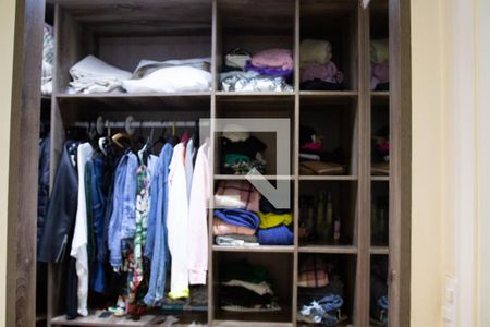 Apartamento à venda com 70m², 2 quartos e 1 vagaCloset da suíte