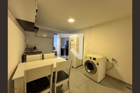 Apartamento à venda com 65m², 2 quartos e 1 vagaCozinha e Área de Serviço