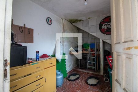 Casa à venda com 230m², 2 quartos e 4 vagas Casa à venda com 230m², 2 quartos e 4 vagasQuarto de Serviço