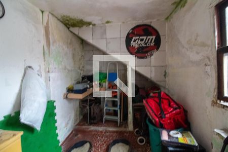 Casa à venda com 230m², 2 quartos e 4 vagas Casa à venda com 230m², 2 quartos e 4 vagasQuarto de Serviço