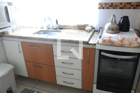 Apartamento à venda com 70m², 2 quartos e 1 vagaCozinha