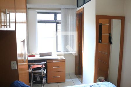 Apartamento à venda com 70m², 2 quartos e 1 vagaSuíte