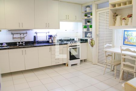 Cozinha de apartamento à venda com 5 quartos, 207m² em São Conrado, Rio de Janeiro