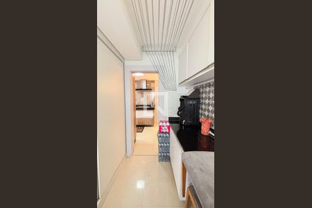 Apartamento à venda com 177m², 3 quartos e 3 vagas Apartamento à venda com 177m², 3 quartos e 3 vagasÁrea de Serviço