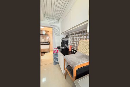 Apartamento à venda com 177m², 3 quartos e 3 vagas Apartamento à venda com 177m², 3 quartos e 3 vagasÁrea de Serviço
