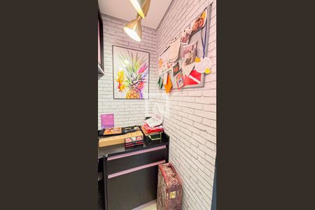 Apartamento à venda com 177m², 3 quartos e 3 vagas Apartamento à venda com 177m², 3 quartos e 3 vagasEscritório