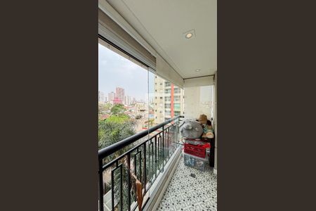 Apartamento à venda com 177m², 3 quartos e 3 vagas Apartamento à venda com 177m², 3 quartos e 3 vagasVaranda Suíte