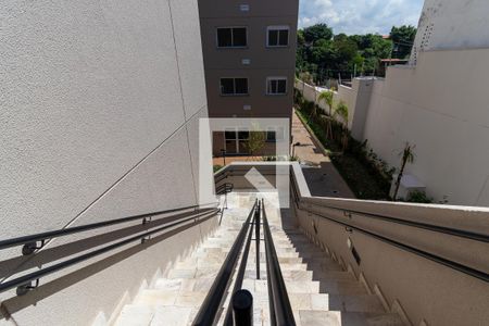 Apartamento para alugar com 35m², 2 quartos e sem vagaEscada