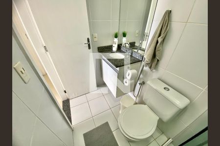 Apartamento para alugar com 64m², 2 quartos e 1 vaga Apartamento para alugar com 64m², 2 quartos e 1 vagaBanheiro da Suíte