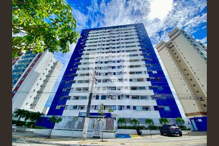 Apartamento para alugar com 64m², 2 quartos e 1 vaga Apartamento para alugar com 64m², 2 quartos e 1 vagaFachada
