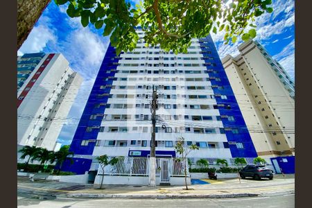 Apartamento para alugar com 64m², 2 quartos e 1 vaga Apartamento para alugar com 64m², 2 quartos e 1 vagaFachada