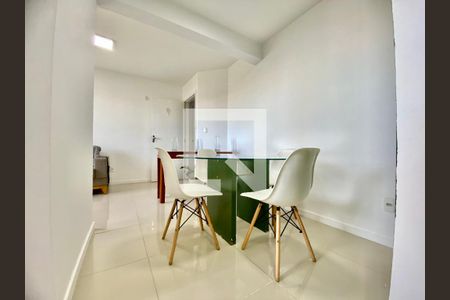 Sala de apartamento para alugar com 2 quartos, 64m² em Luiz Anselmo, Salvador