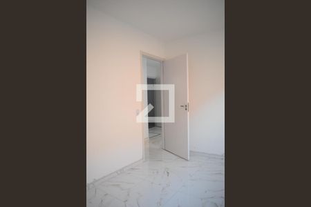 Quarto 1 de apartamento para alugar com 2 quartos, 38m² em Campo de Santana, Curitiba