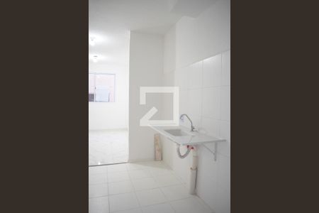 Cozinha/Sala de apartamento para alugar com 2 quartos, 38m² em Campo de Santana, Curitiba