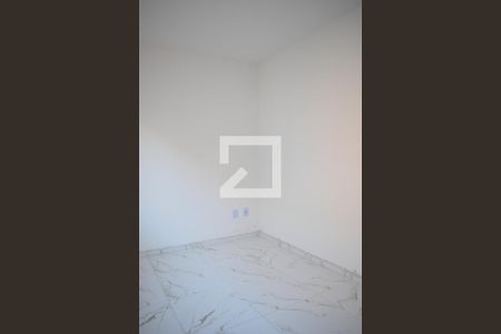 Quarto 1 de apartamento para alugar com 2 quartos, 38m² em Campo de Santana, Curitiba