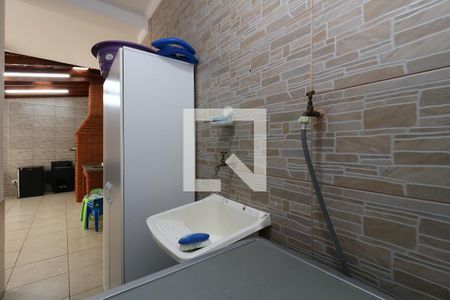 Casa à venda com 180m², 3 quartos e 2 vagasÁrea de Serviço