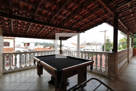 Casa à venda com 180m², 3 quartos e 2 vagasVaranda