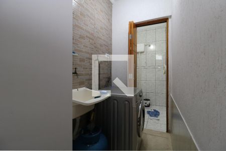 Casa à venda com 180m², 3 quartos e 2 vagasÁrea de Serviço