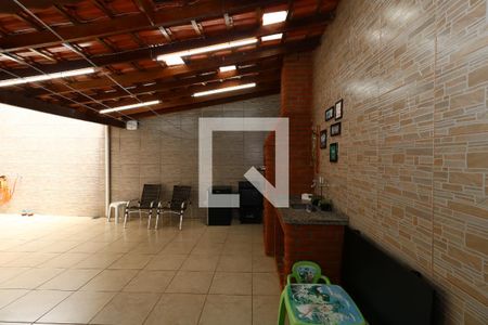 Casa à venda com 180m², 3 quartos e 2 vagasÁrea Social - Churrasqueira