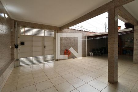 Casa à venda com 180m², 3 quartos e 2 vagasGaragem