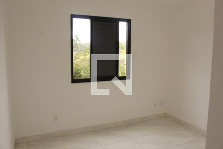 Quarto 1 de apartamento para alugar com 2 quartos, 48m² em Jardim Ísis, Cotia