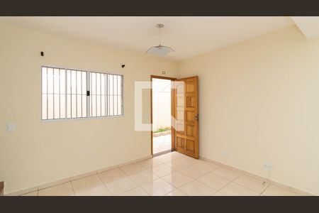 Sala de casa para alugar com 2 quartos, 65m² em Jardim São Nicolau, São Paulo