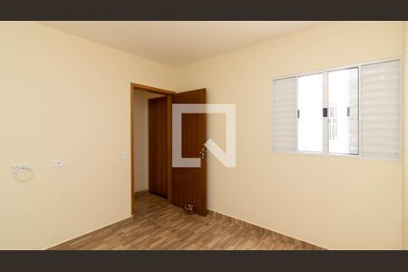 Quarto 2 de casa para alugar com 2 quartos, 65m² em Jardim São Nicolau, São Paulo