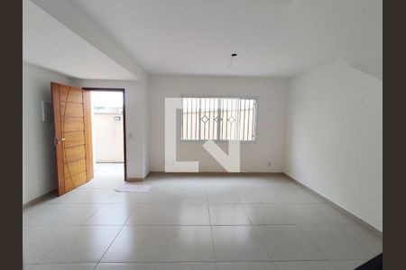 Casa à venda com 2 quartos, 74m² em Vila Polopoli, São Paulo