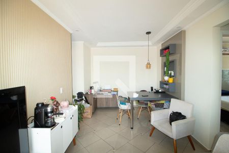 Sala de apartamento para alugar com 2 quartos, 48m² em Vila Gustavo, São Paulo