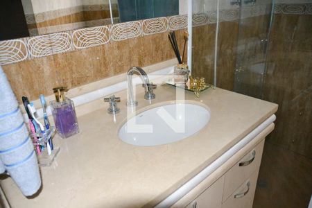 Banheiro Suíte 1 de apartamento à venda com 3 quartos, 187m² em Santa Maria, São Caetano do Sul