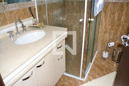 Apartamento à venda com 187m², 3 quartos e 3 vagasBanheiro Suíte 1