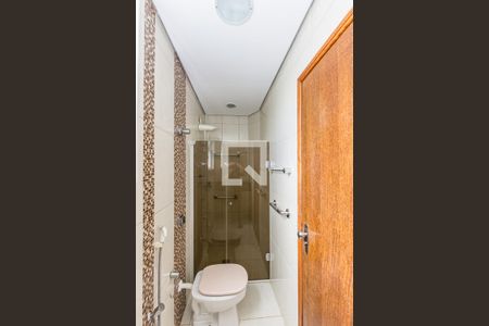 Apartamento para alugar com 90m², 3 quartos e 1 vaga Apartamento para alugar com 90m², 3 quartos e 1 vagaBanheiro da Suíte