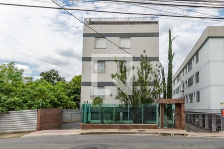 Apartamento para alugar com 90m², 3 quartos e 1 vaga Apartamento para alugar com 90m², 3 quartos e 1 vagaFachada