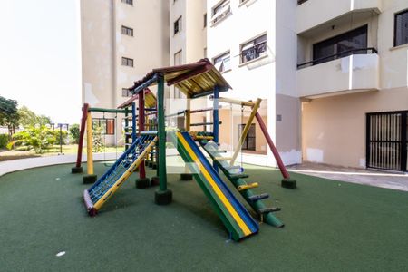 Apartamento à venda com 75m², 2 quartos e 2 vagas Apartamento à venda com 75m², 2 quartos e 2 vagasÁrea comum - Playground
