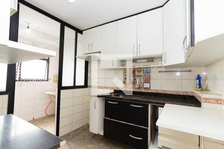 Apartamento à venda com 75m², 2 quartos e 2 vagas Apartamento à venda com 75m², 2 quartos e 2 vagasCozinha