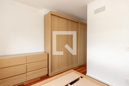 Apartamento à venda com 70m², 2 quartos e 2 vagas Apartamento à venda com 70m², 2 quartos e 2 vagasSuíte 1