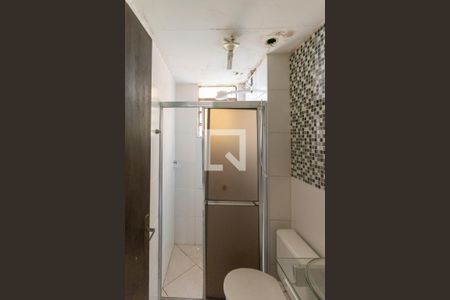 Apartamento à venda com 57m², 2 quartos e 1 vaga Apartamento à venda com 57m², 2 quartos e 1 vagaBanheiro